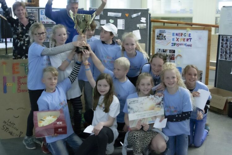 Foto: Winnaars e-BATTLE 2019 de Cazemierschool uit Dalfsen